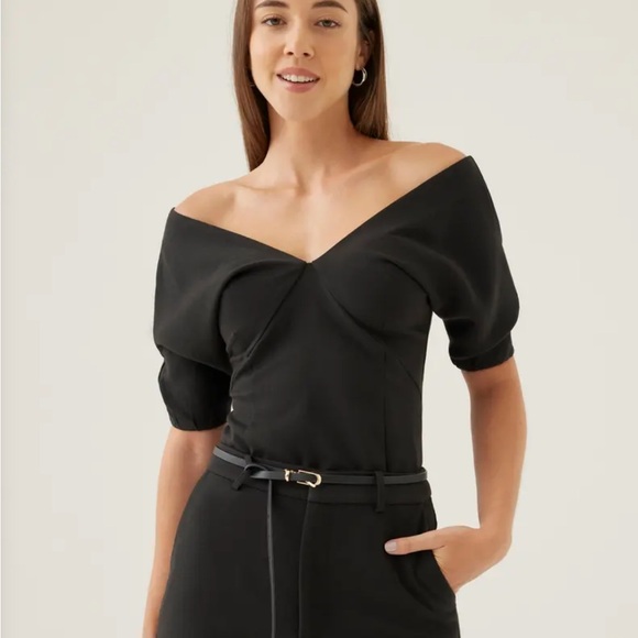 NWT Love Bonito Hannie Fitted Off Shoulder Blouse - Picture 2 of 5